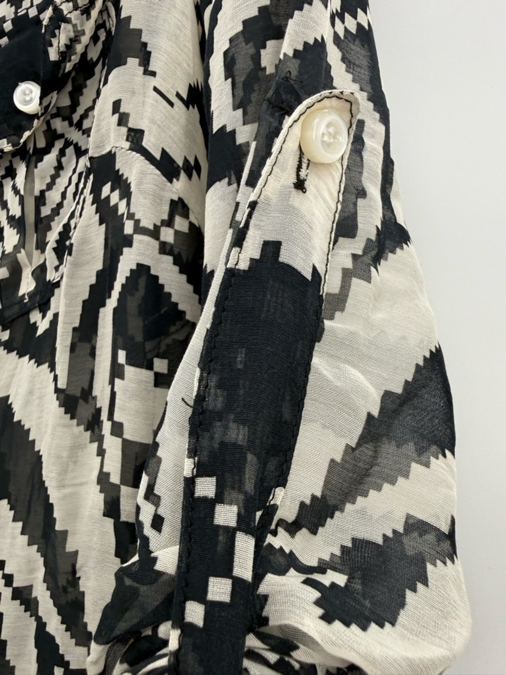 An original Milly of New York geometric print silk blend blouse size 4 - Picture 10 of 14